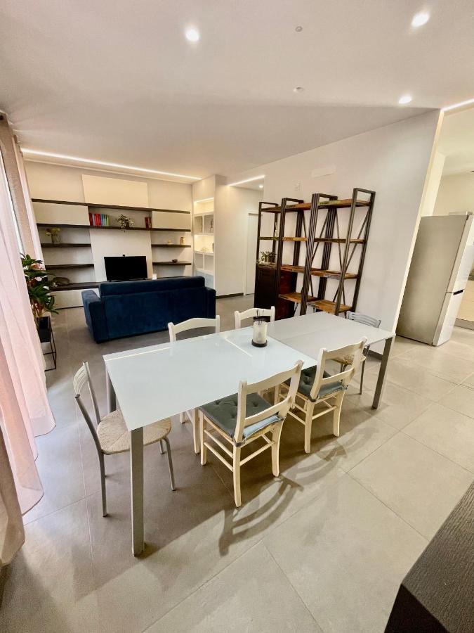 Privatehouseinrome Apartment Luaran gambar